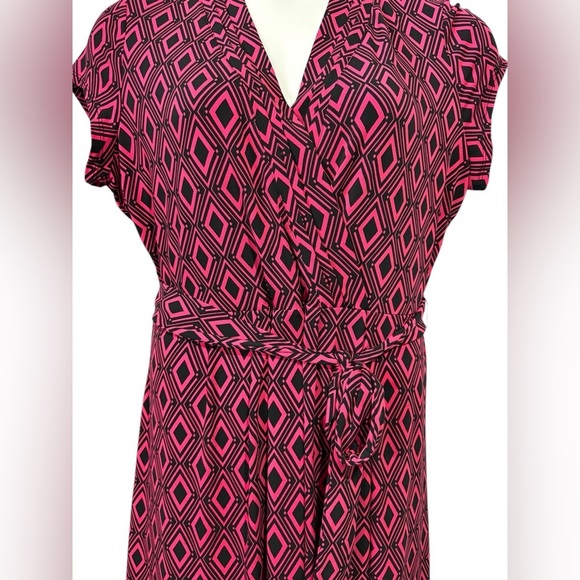 NWOT, Liz Claiborne, Pink and Black Stretchy Geometric Pattern Dress, XL - Picture 5 of 9